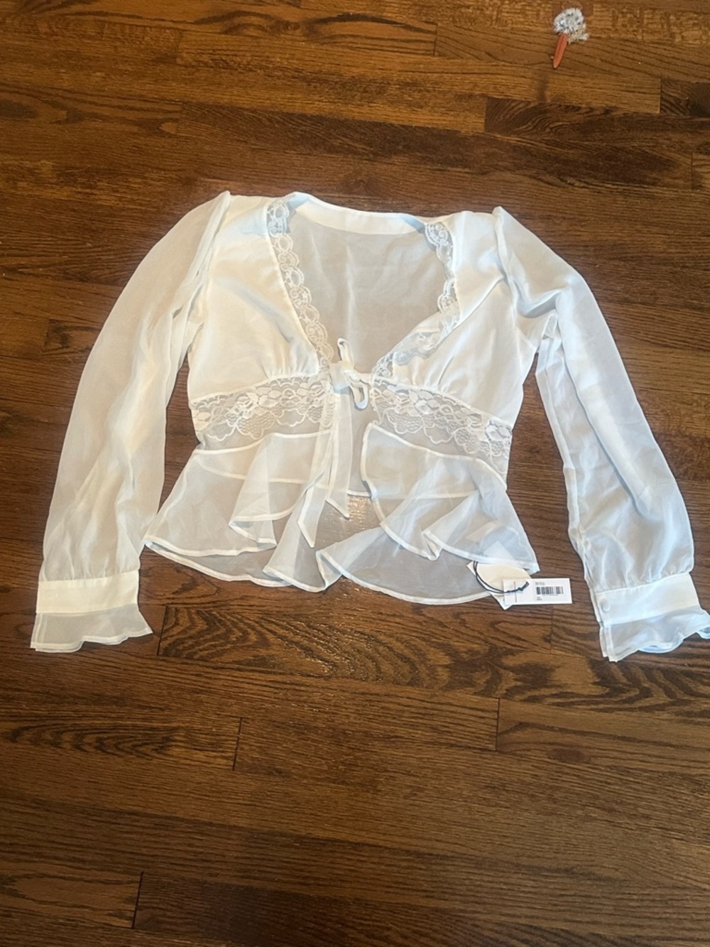 Revolve Kat the Label white Betty blouse NWT size Small - Picture 9 of 12